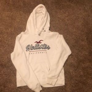 Small white hollister sweatshirt